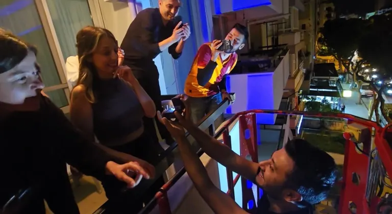 Aydın'da vinçle evlilik teklifi