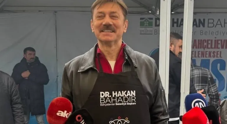 Bahçelievler Belediyesinin düzenlediği festivalde 5 ton hamsi dağıtıldı