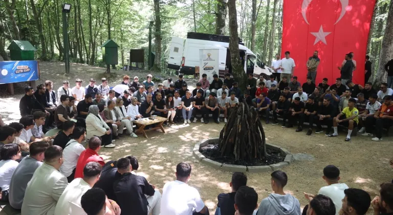 Bakan Göktaş Kocaeli'de düzenlenen "İnsan Hakları Eğitim Kampı"nda konuştu: