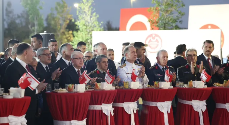 Bakan Güler, KKTC'de 20 Temmuz Barış ve Özgürlük Bayramı dolayısıyla düzenlenen resepsiyona katıldı