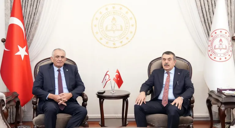 Bakan Tekin, KKTC Milli Eğitim Bakanı Çavuşoğlu ile görüştü