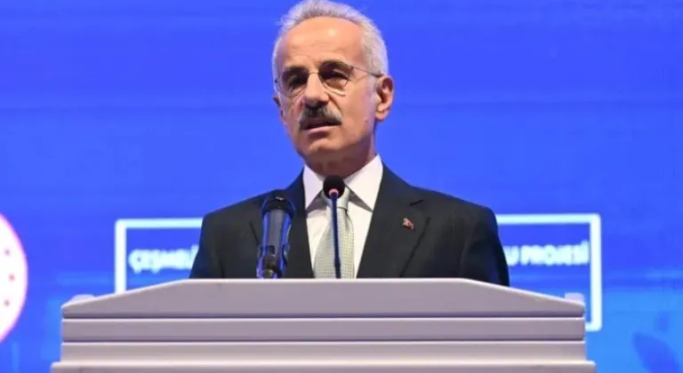 Bakan Uraloğlu Açıkladı: Mersin’de Trafik Sorunu Tarihe Karışıyor









