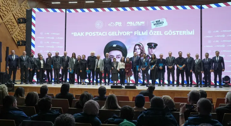 Bakan Uraloğlu, "Bak Postacı Geliyor" filminin özel gösteriminde konuştu: