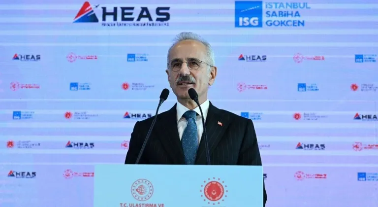 Bakan Uraloğlu: Bölünmüş yol ağını 30 bin kilometreye ulaştırdık