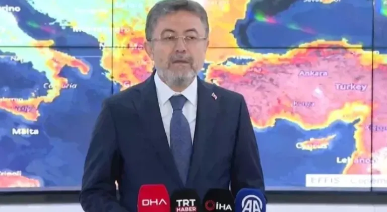 Bakan Yumaklı, Yangınlara Karşı Müdahalenin Devam Ettiğini Bildirdi



