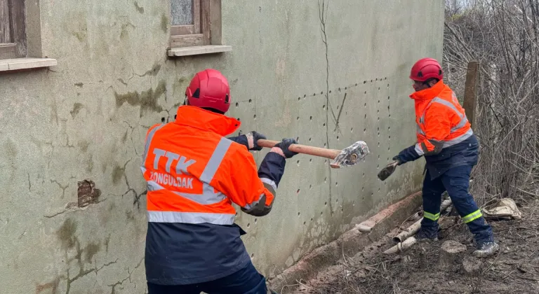 Bartın'da sel afeti saha tatbikatı gerçekleştirildi