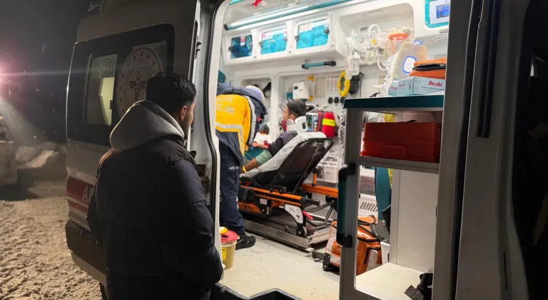 Batman'da yolu kapalı köyde yaralanan çocuk için ekipler seferber oldu