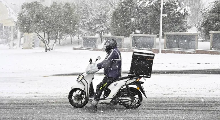 Bazı illerde motokuryelere trafik yasağı