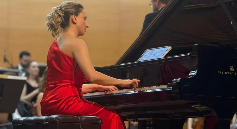 BBDSO, piyano ikilisi Selin Şekeranber ve Yudum Çetiner'i ağırladı