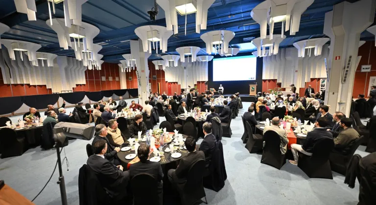 Belçika İslam Federasyonu Brüksel'de iftar verdi