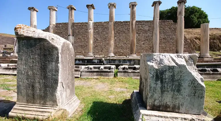 Bergama'da uygarlıkların izleri bir arada