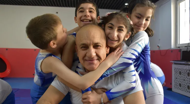 Bilecikli özel cimnastikçi çocuklar, kentteki etkinliklerde hünerlerini sergiliyor