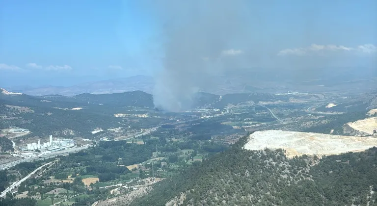Bilecik'te çıkan orman yangınına müdahale ediliyor