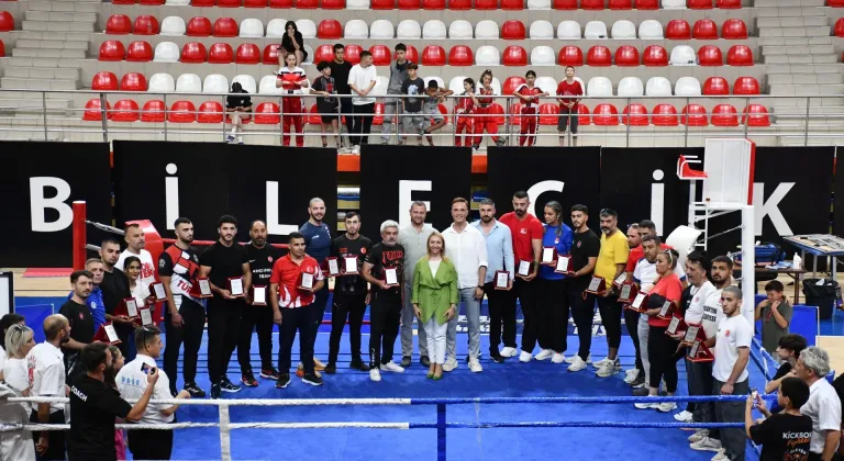 Bilecik'te düzenlenen İllerarası Kick Boks Şampiyonası tamamlandı