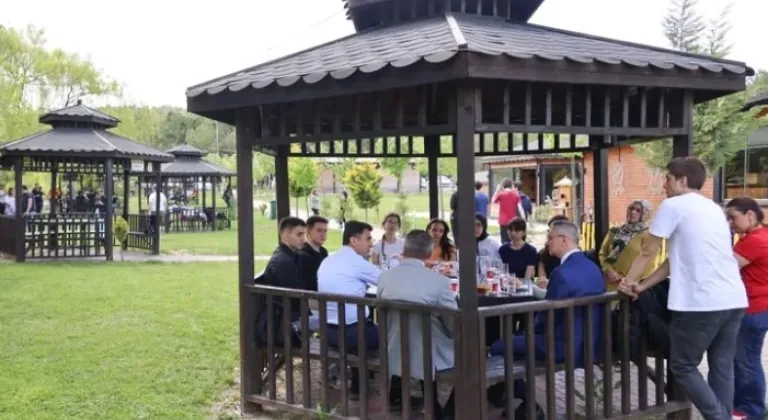 Bilecik'te Vali Aygöl'den Gençlere YKS Motivasyonu

