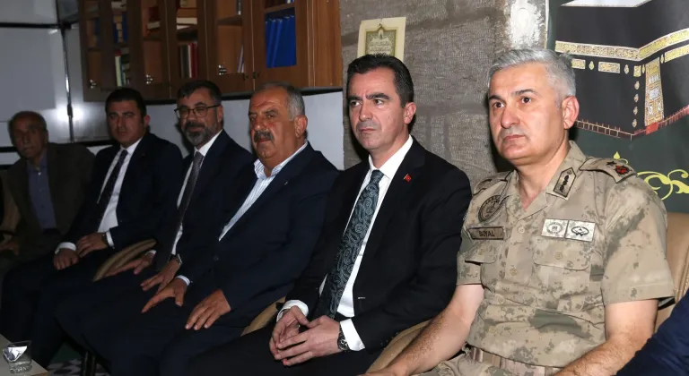 Bitlis'te aralarında husumet bulunan aileler barıştırıldı