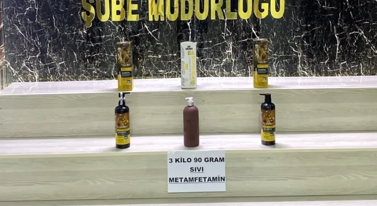Bitlis'te şampuan şişelerine gizlenmiş 3 kilo 90 gram sentetik uyuşturucu ele geçirildi