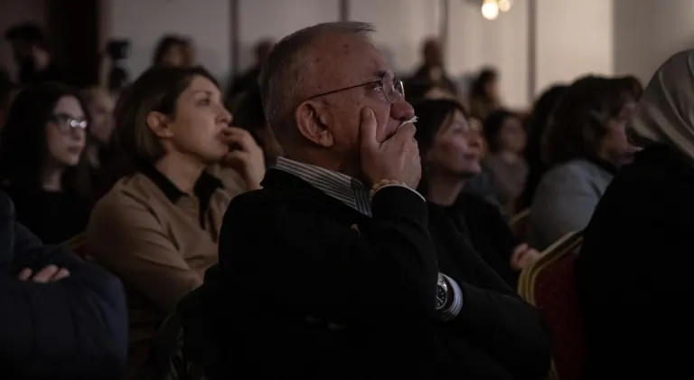 Bolu'daki otel yangınında yaşamını yitiren Tüzgiray ailesi anısına sergi düzenlendi