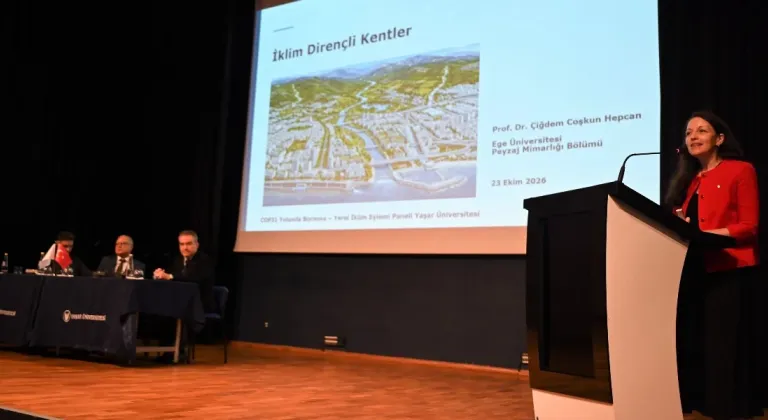 Bornova'da COP31 öncesi iklim politikaları ele alındı