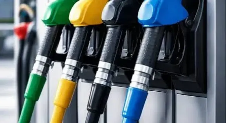 Brent petrol düştü, gözler benzin fiyatlarına çevrildi