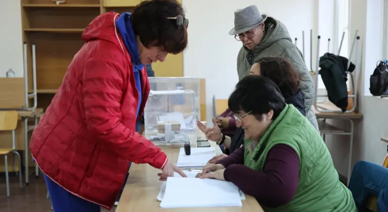 Bulgaristan'da genel seçim için oy kullanma işlemi başladı