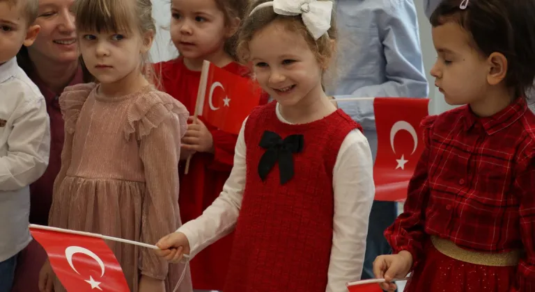 Bulgaristan'da Maarif Özel Anaokulu'nda Uluslararası Ana Dil Günü etkinliği düzenlendi