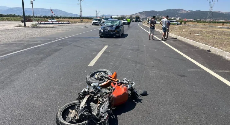 Burdur'da otomobille çarpışan motosikletin sürücüsü öldü