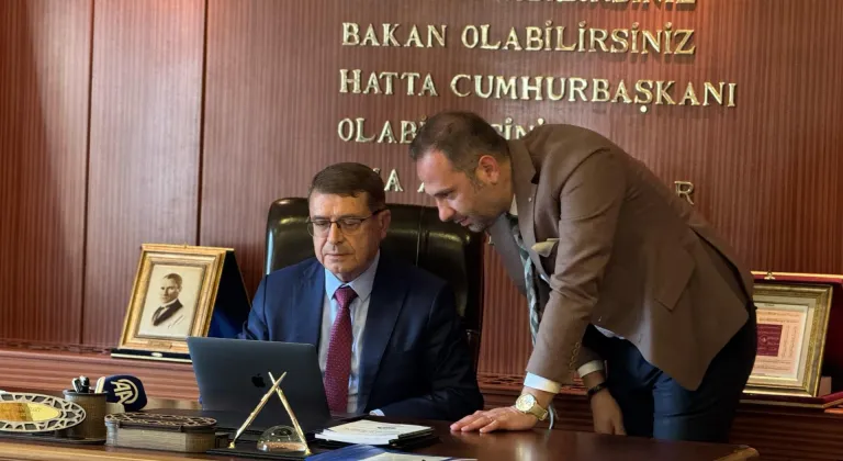 Bursa Esnaf ve Sanatkarlar Odaları Birliği Başkanı Bilgit, AA'nın "Yılın Kareleri" oylamasına katıldı