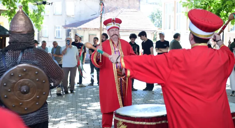 Bursa'nın kırsal Kozluören Mahallesi'nde kadınlar yönetimi bir günlüğüne devraldı