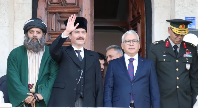 Büyük Önder Mustafa Kemal Atatürk'ün Sivas'a gelişi temsili canlandırıldı