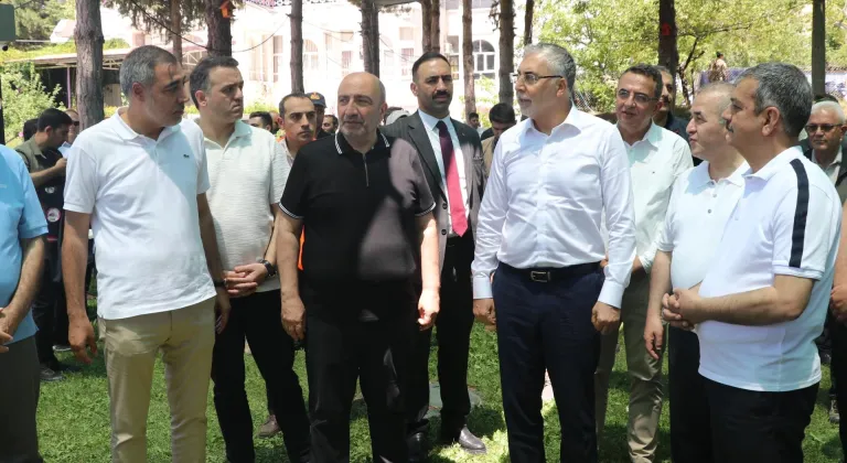Çalışma ve Sosyal Güvenlik Bakanı Işıkhan, Elazığ'da konuştu:
