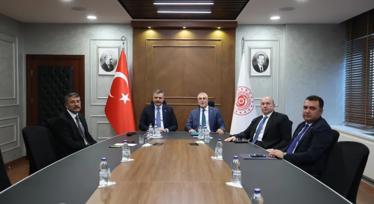 Çalışma ve Sosyal Güvenlik Bakanı Işıkhan, İçişleri Bakanı Çiftçi ile görüştü