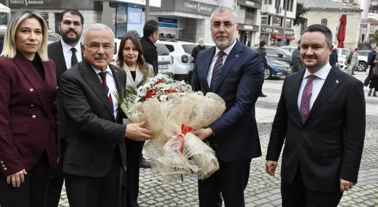 Çalışma ve Sosyal Güvenlik Bakanı Işıkhan, Ordu'da konuştu: