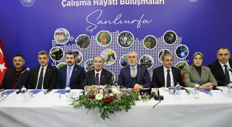 Çalışma ve Sosyal Güvenlik Bakanı Işıkhan, Şanlıurfa'da iş insanlarıyla bir araya geldi: