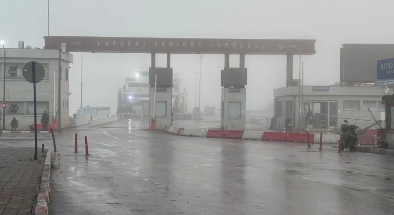 Çanakkale Boğazı sis nedeniyle transit gemi geçişlerine kapatıldı