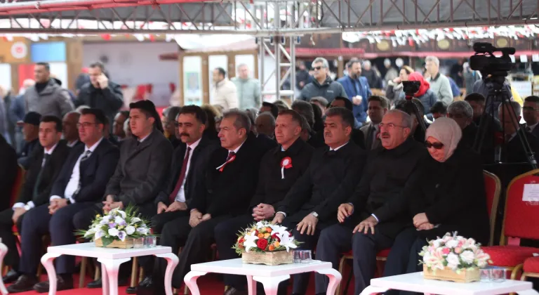 Çanakkale'de İşyurtları Ürün ve El Sanatları Fuarı açıldı