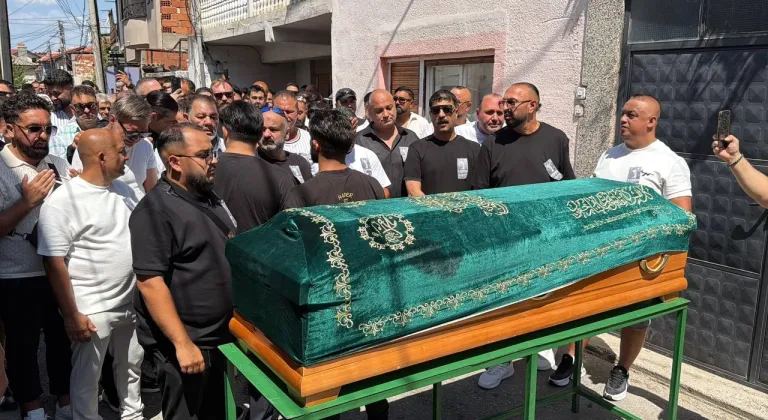 Cansever memleketi Kuzey Makedonya'da son yolculuğuna uğurlandı