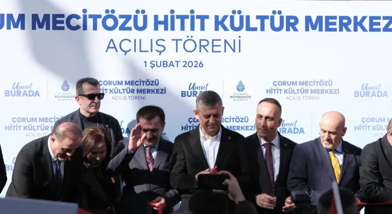 CHP Genel Başkanı Özel, Çorum'da Hitit Kültür Merkezi'nin açılışına katıldı