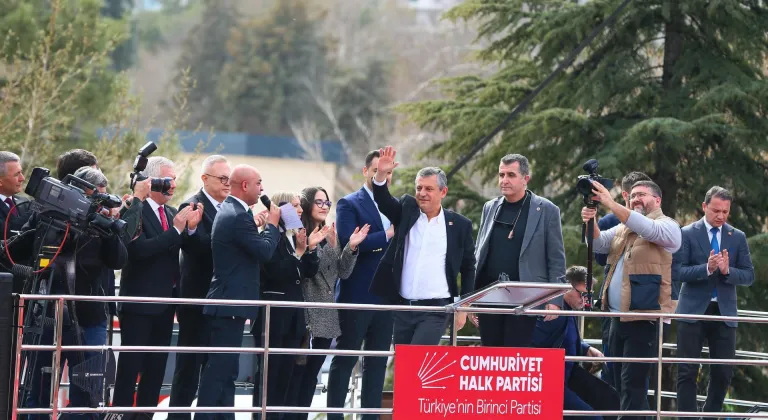 CHP Genel Başkanı Özel, partisinin Uşak mitinginde konuştu: