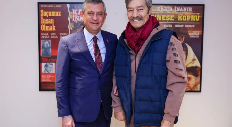 CHP Genel Başkanı Özel'den Kadir İnanır'a ziyaret