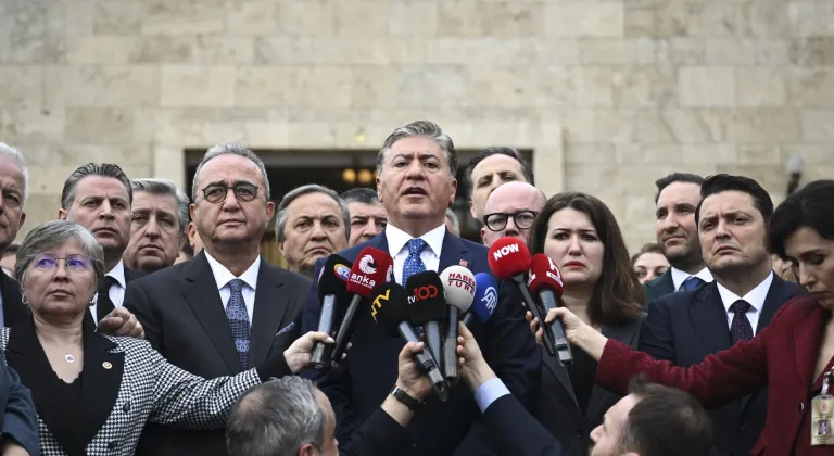 CHP Grup Başkanvekili Emir, Bakanlar Gürlek ve Çiftçi'nin TBMM Genel Kurulundaki yeminini değerlendirdi: