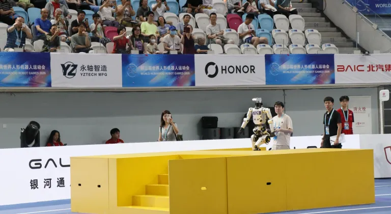 Çin'de Dünya İnsansı Robot Oyunları spor ve senaryo müsabakalarıyla devam etti