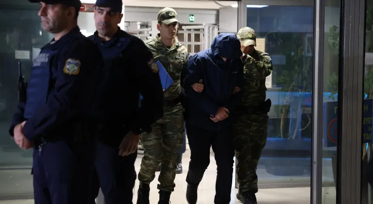 Çin’e askeri bilgi sızdıran Yunan askeri hakkında tutuklama kararı