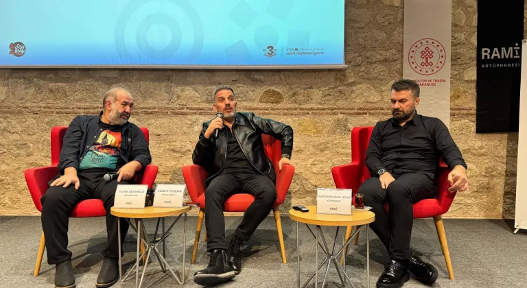 "Çizgi Roman Söyleşileri"nde medyanın gençlere etkisi konuşuldu