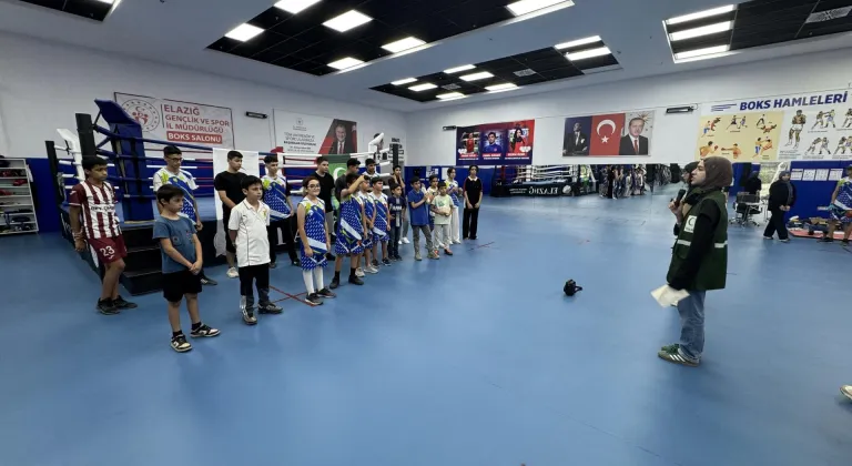 Çocuklar, yaz tatilinde Yeşilayın etkinlikleriyle teknoloji bağımlılığına karşı bilinçlendiriliyor