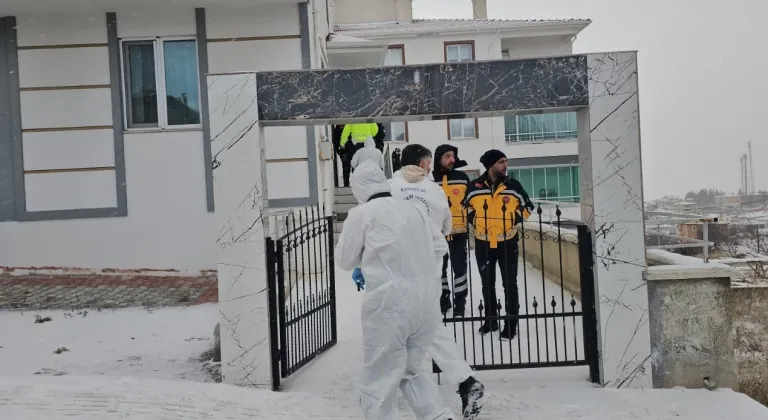 Çorum'da karı-koca evlerinde silahla vurulmuş halde ölü bulundu