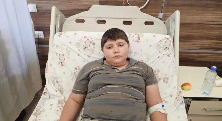 Çorum'da köpeklerin saldırısında yaralanan çocuk tedavi altına alındı