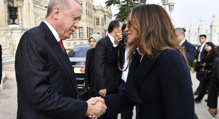 Cumhurbaşkanı Erdoğan: "Aziz kardeşim Ürdün Kralı sayın Abdullah ile bugünkü görüşmelerimizde iki ülke dostluğunu kuvvetlendirecek önemli kararlar aldık."