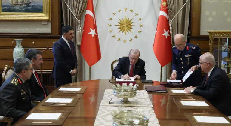Cumhurbaşkanı Erdoğan başkanlığındaki Yüksek Askeri Şura toplantısı sona erdi