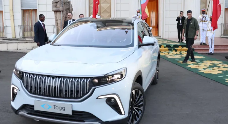 Cumhurbaşkanı Erdoğan, Etiyopya Başbakanı Ahmed'e Togg hediye etti